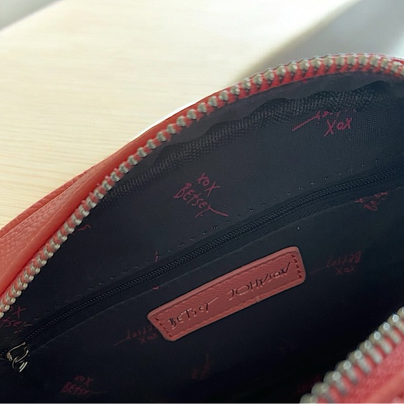 Betsey Johnson Betsey’s Pickle Ball Championship - Crossbody/Sling Bag - Picture 6 of 6